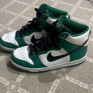 Nike Dunk High GS 'Celtics' Big Kids 6Y